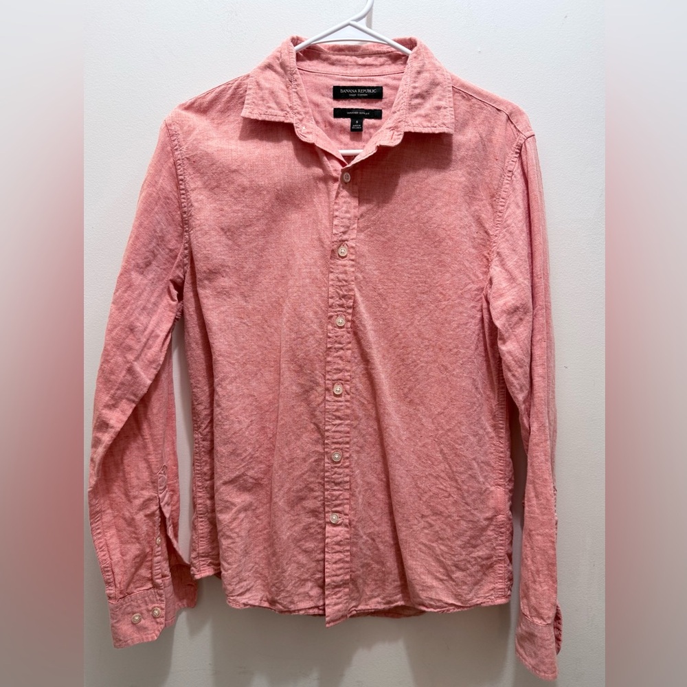 Banana Republic Men's Coral Button-Down Shirt